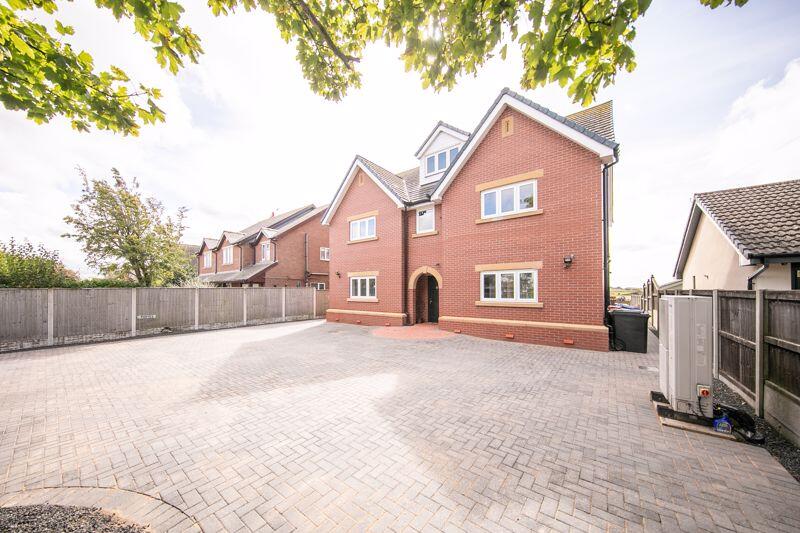 'Waterloo' Lancaster Road, Knott End-on-Sea, Lancs FY6 0DX