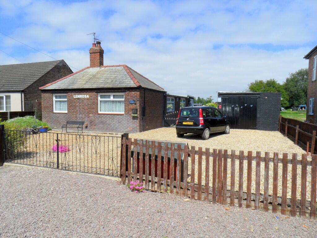FRONT &amp; DRIVEWAY