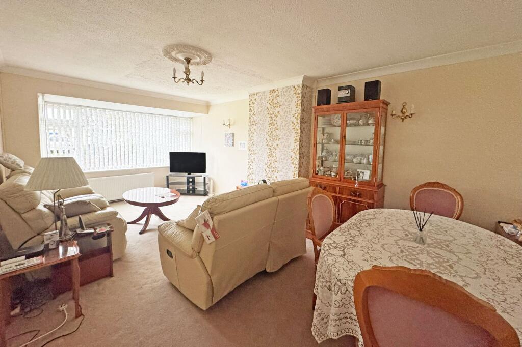 Living Room/Dining Room