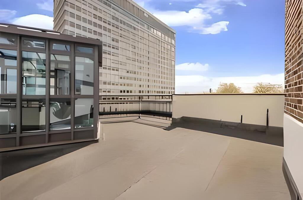 Penthouse garden Terrace