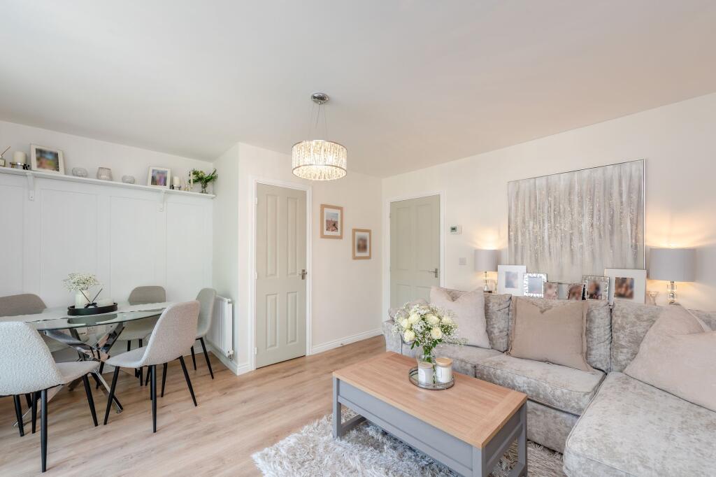Living/dining room