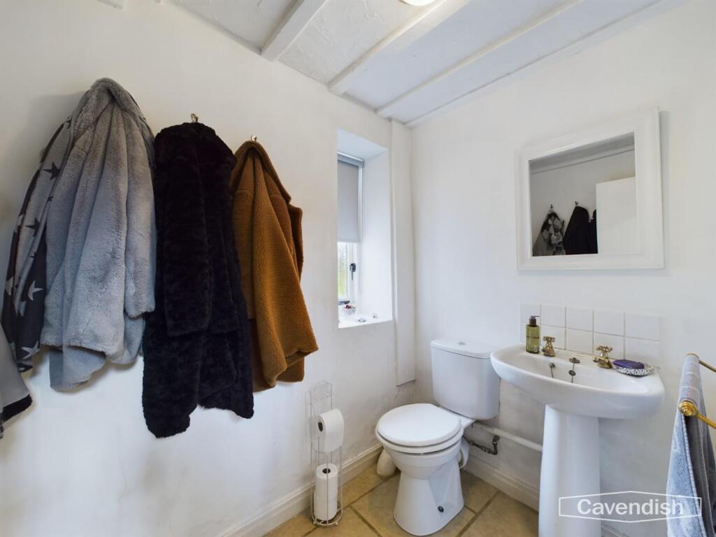 CLOAKROOM/WC