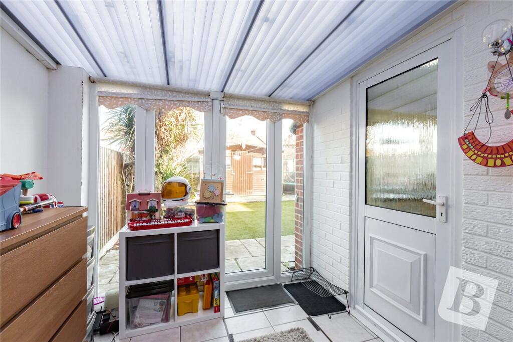 Playroom/Lean-To
