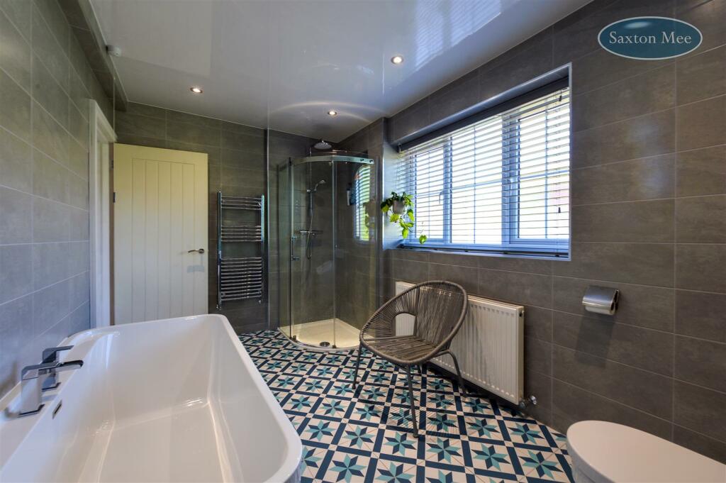 bath 1.jpg