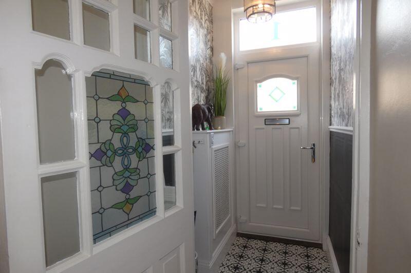 Entrance Vestibule/Hallway