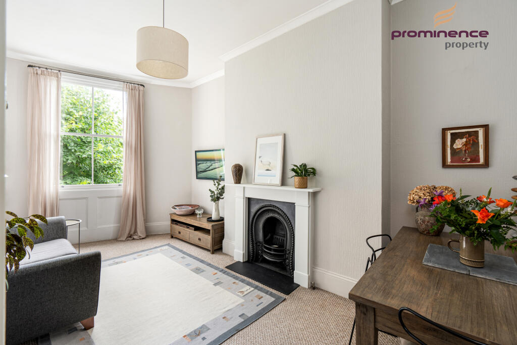 Flat 3, 27 Brunswick Road-4