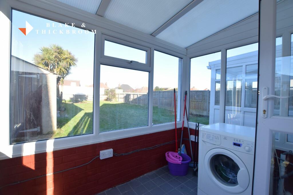 CONSERVATORY / UTILITY ROOM