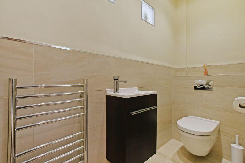 Cloakroom/WC