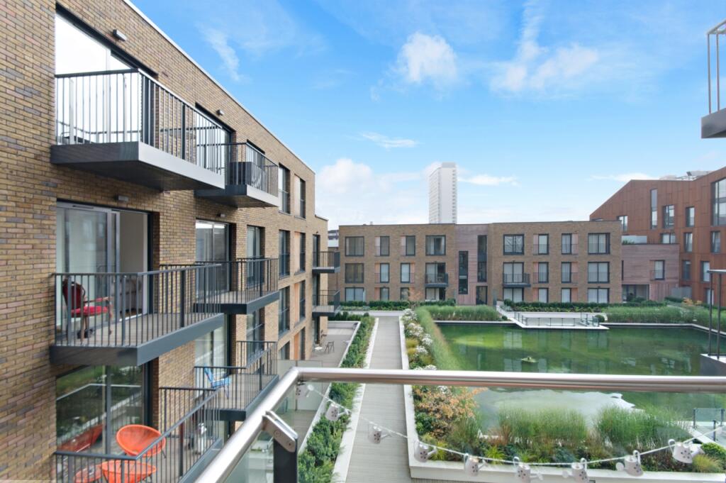 Balcony - Royal Vict