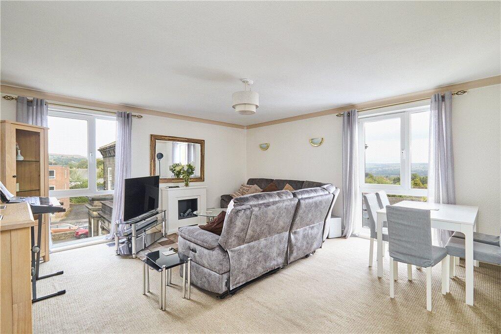 Light &amp; Spacious