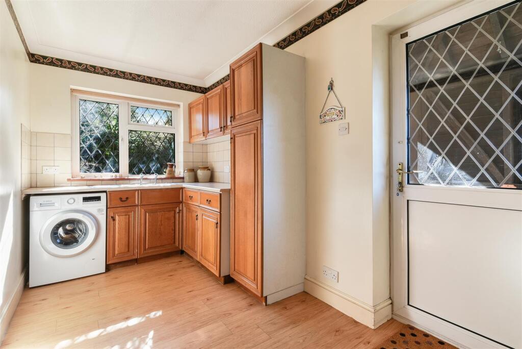 WILMOT WAY, THE SQUIRRELS- (6).jpg