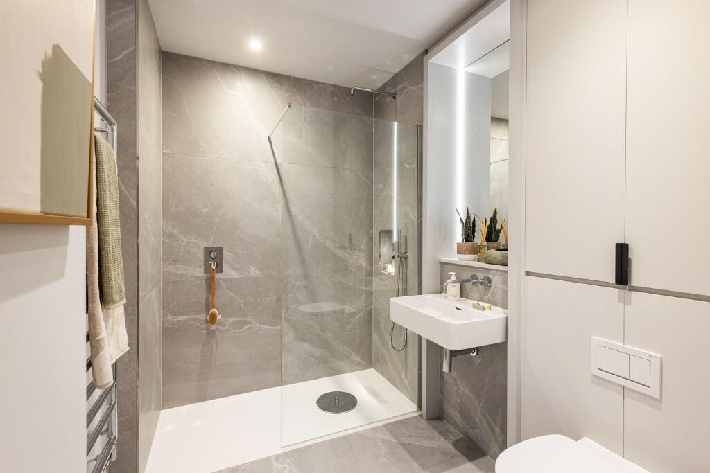 Ensuite