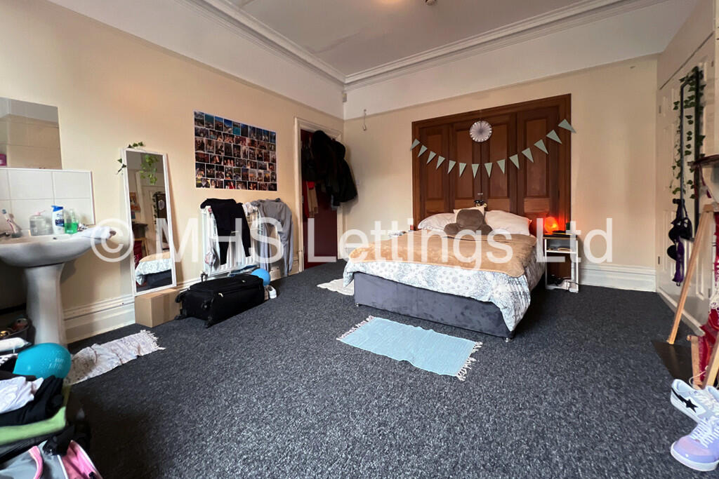 Bedroom-1-3WMK