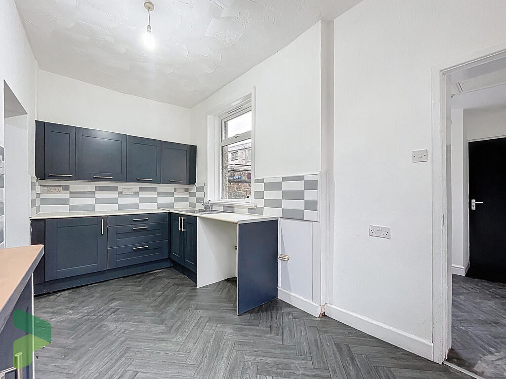 Fitted kitchen