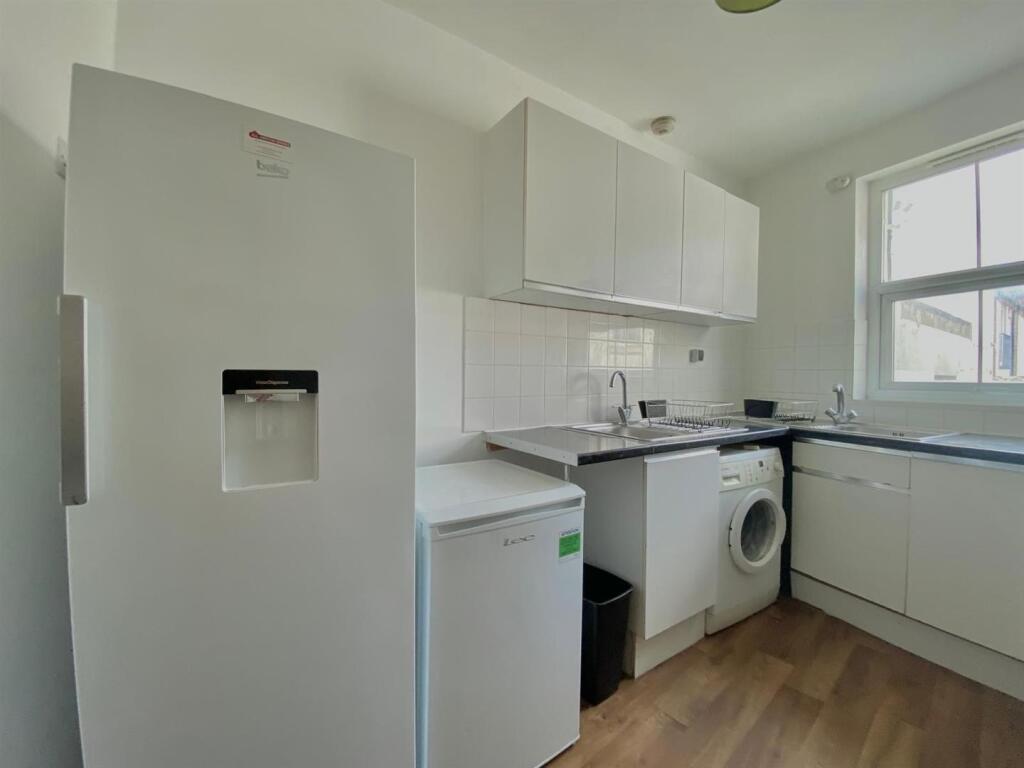 17 Ditch Rd satish.18.jpg