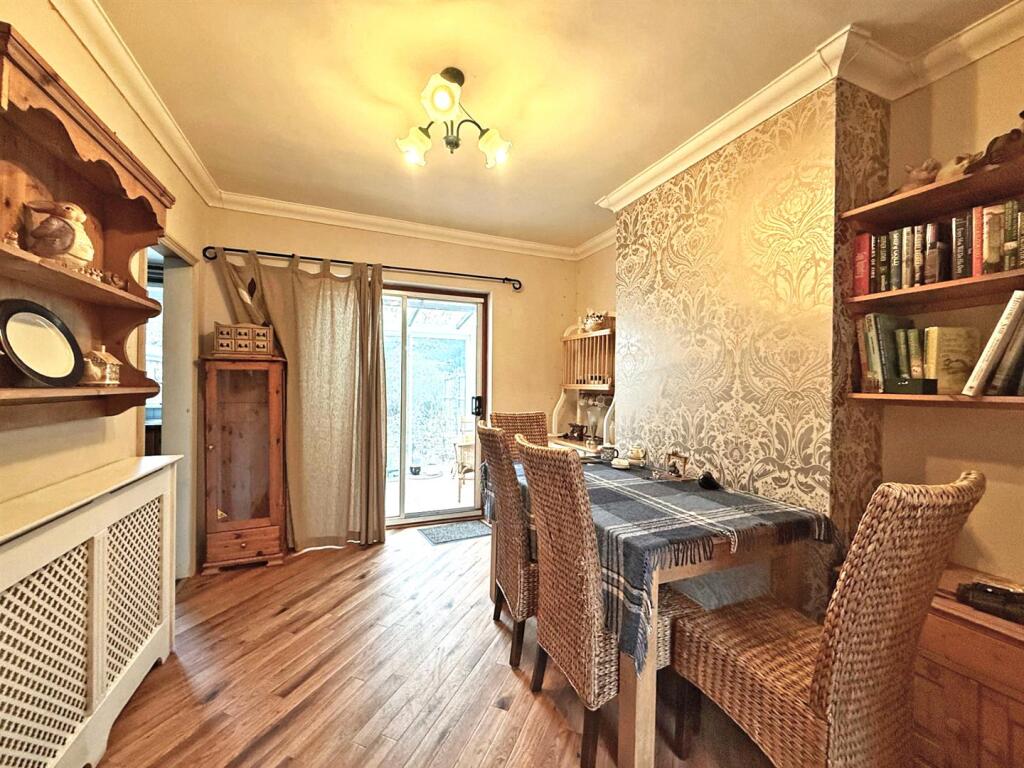 thumbnail_image0 (1).jpg