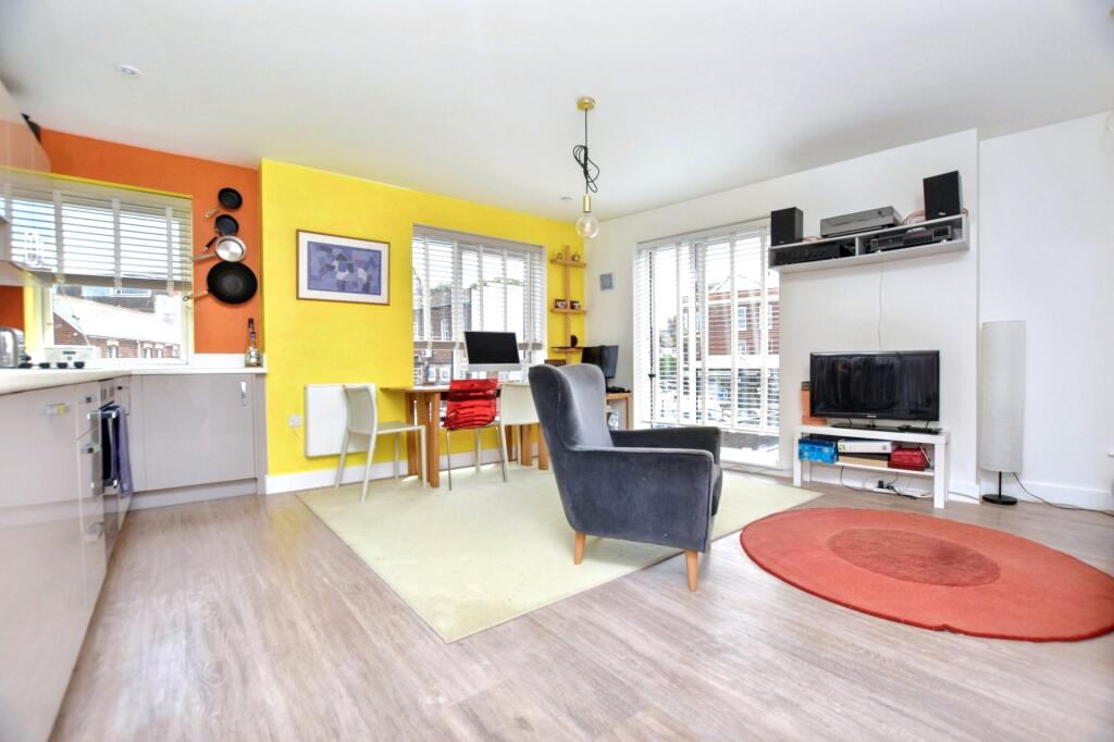 Lounge/Diner/Kitchen