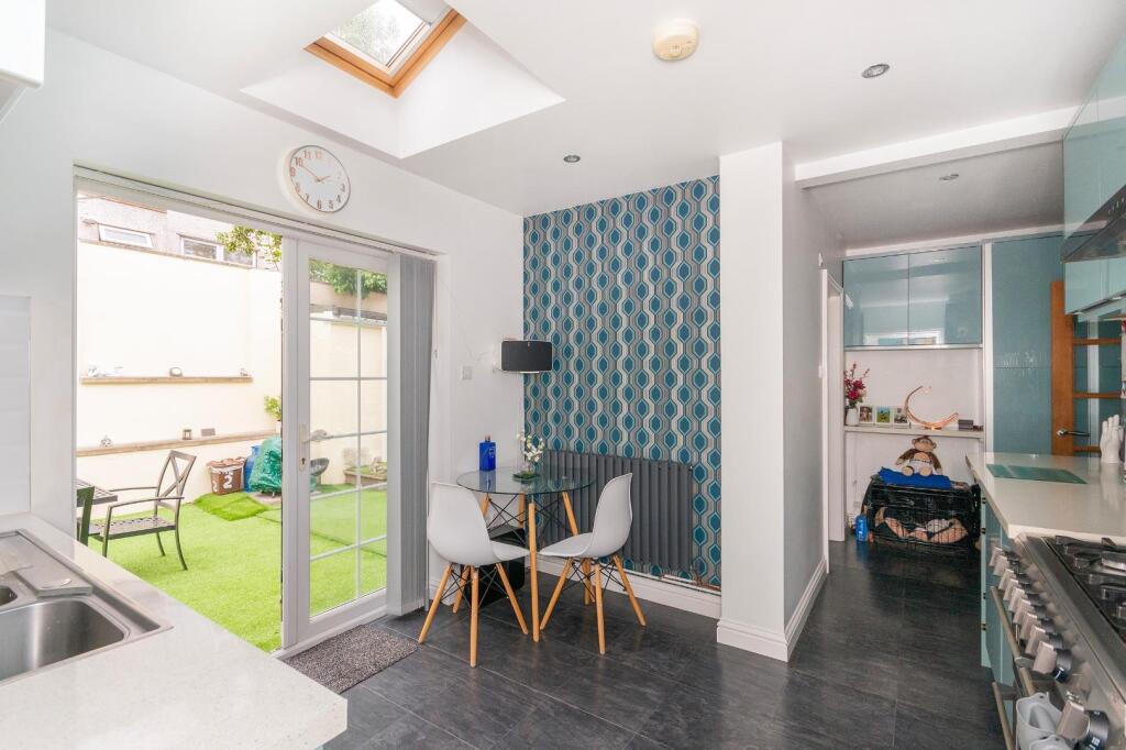 0A2AEE - Kitchen A.jpg