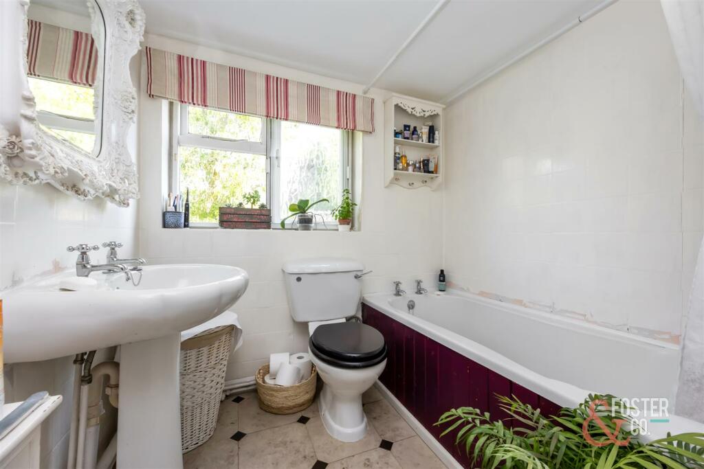 Blackstone Street, Bramble Cottage, 2-003.jpg