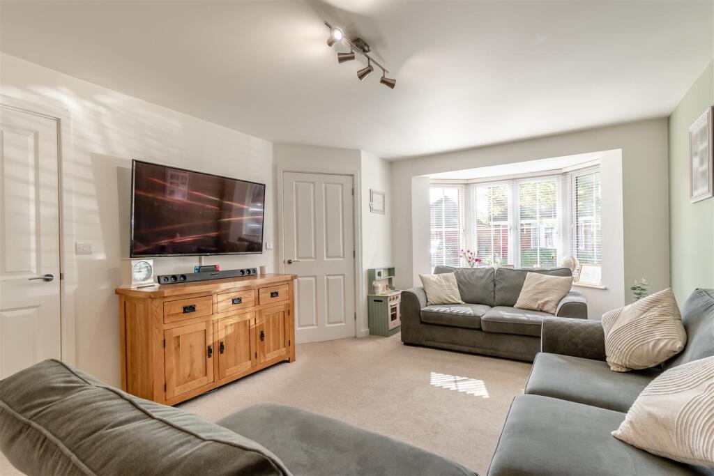 8649044-interior03.jpg