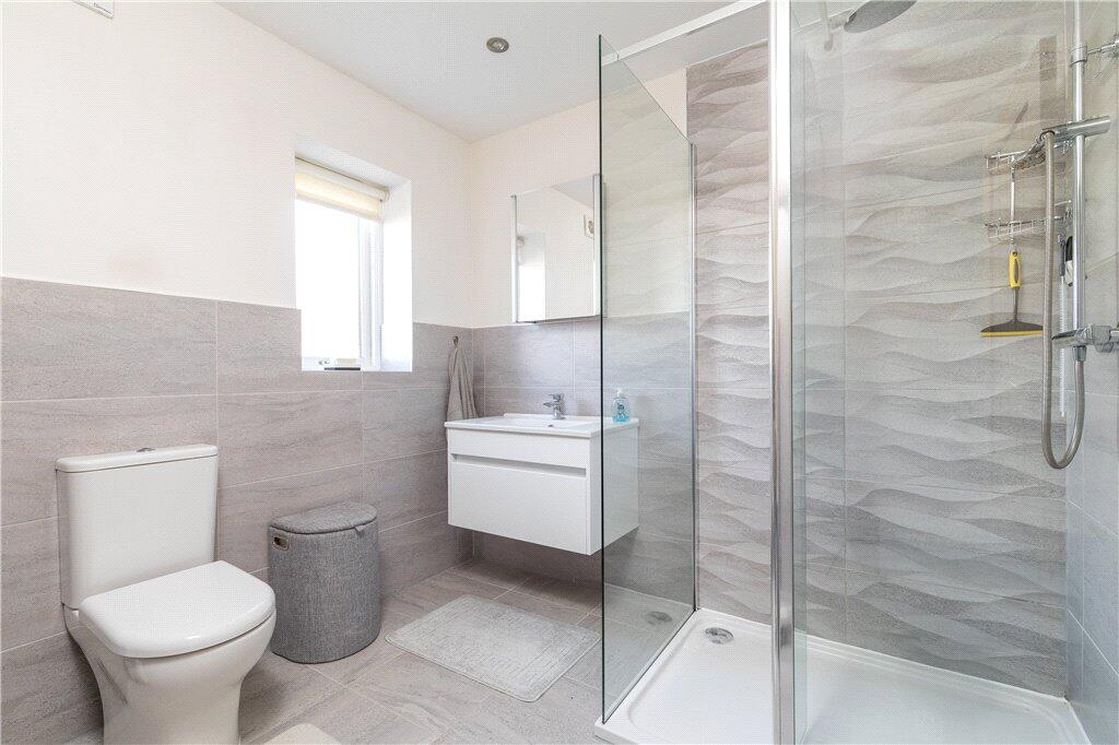 Master Ensuite