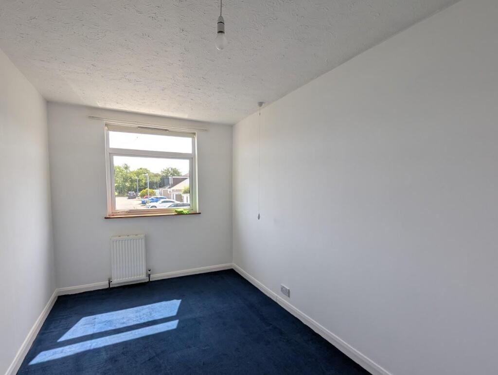 39 Quintrell Close Bedroom 3
