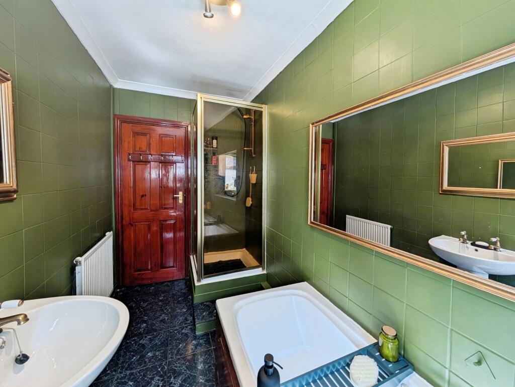 fe3bfa27-PXL_20250630_144642549