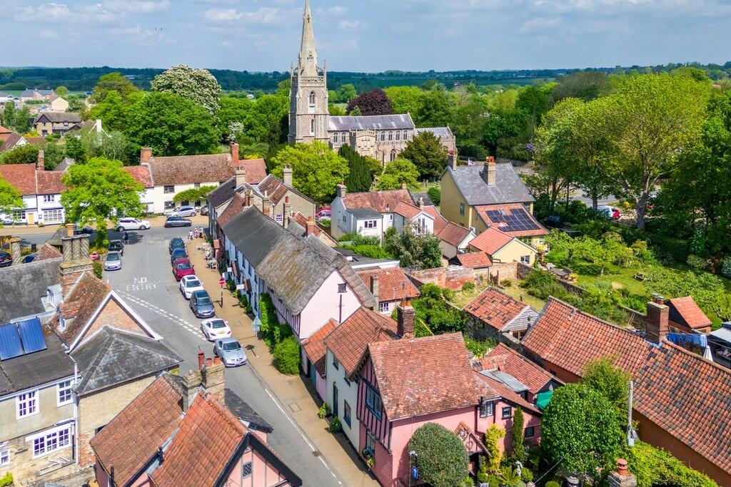 1440px-Neates Cot...