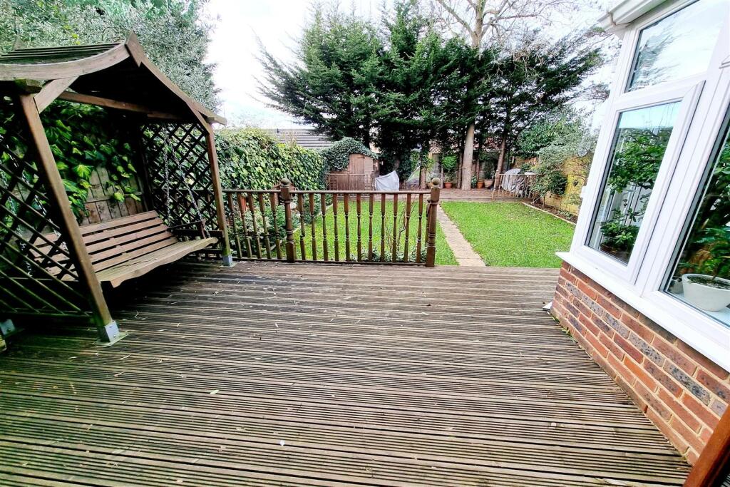 DECKING/PATIO AREA: