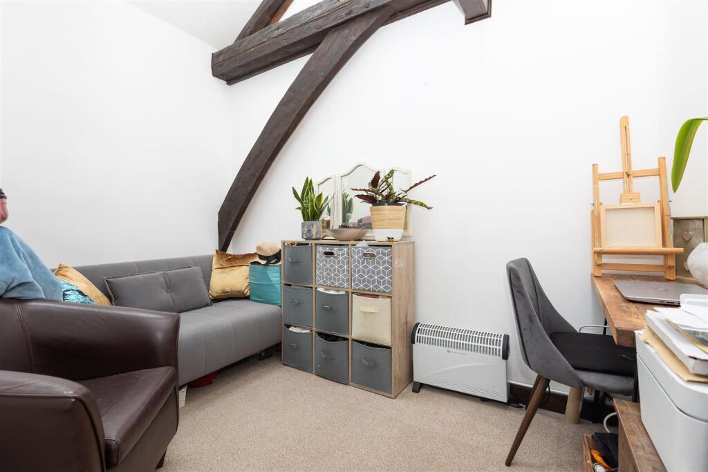 5 The Old Granary-2.jpg