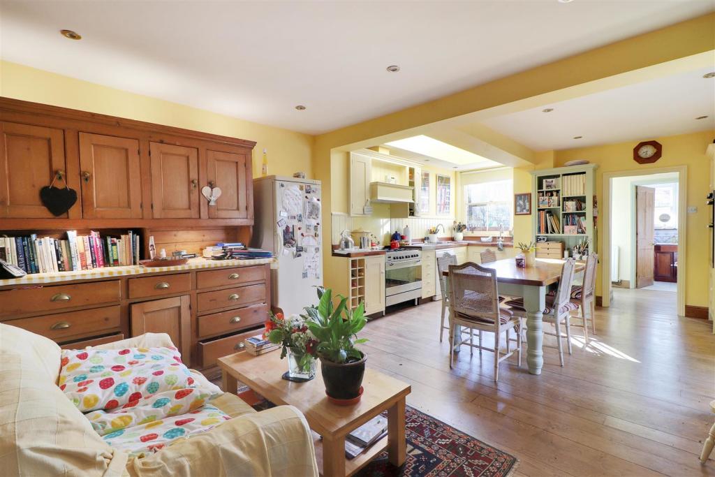 Kitchen-Dining-Family Room.jpg