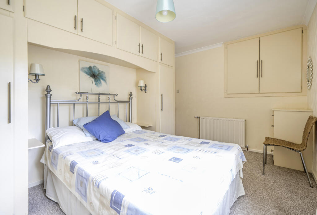 1345757-12-68b5b1...