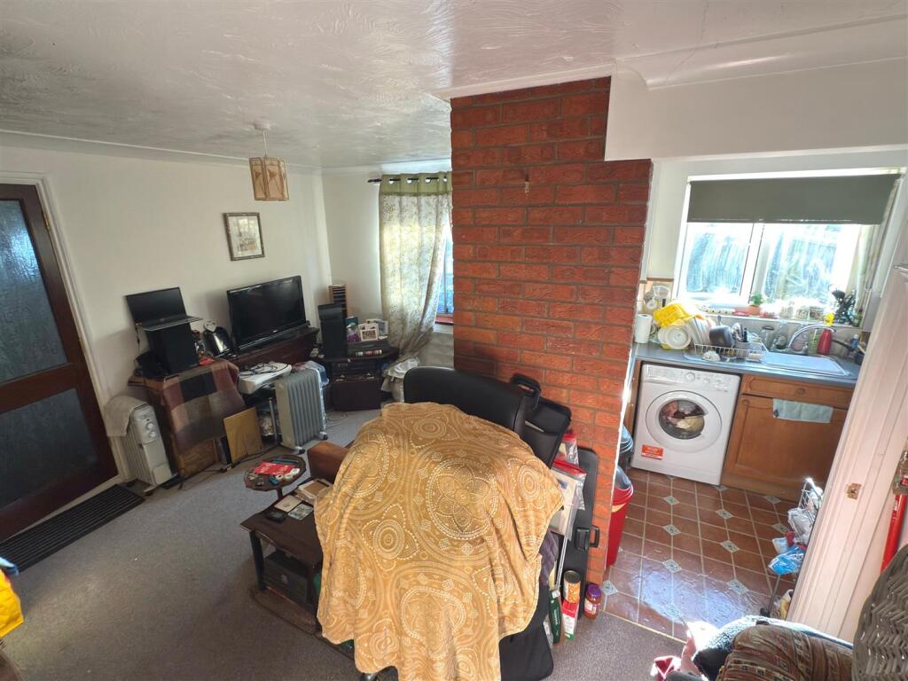 LOUNGE KITCHEN DINER.jpg