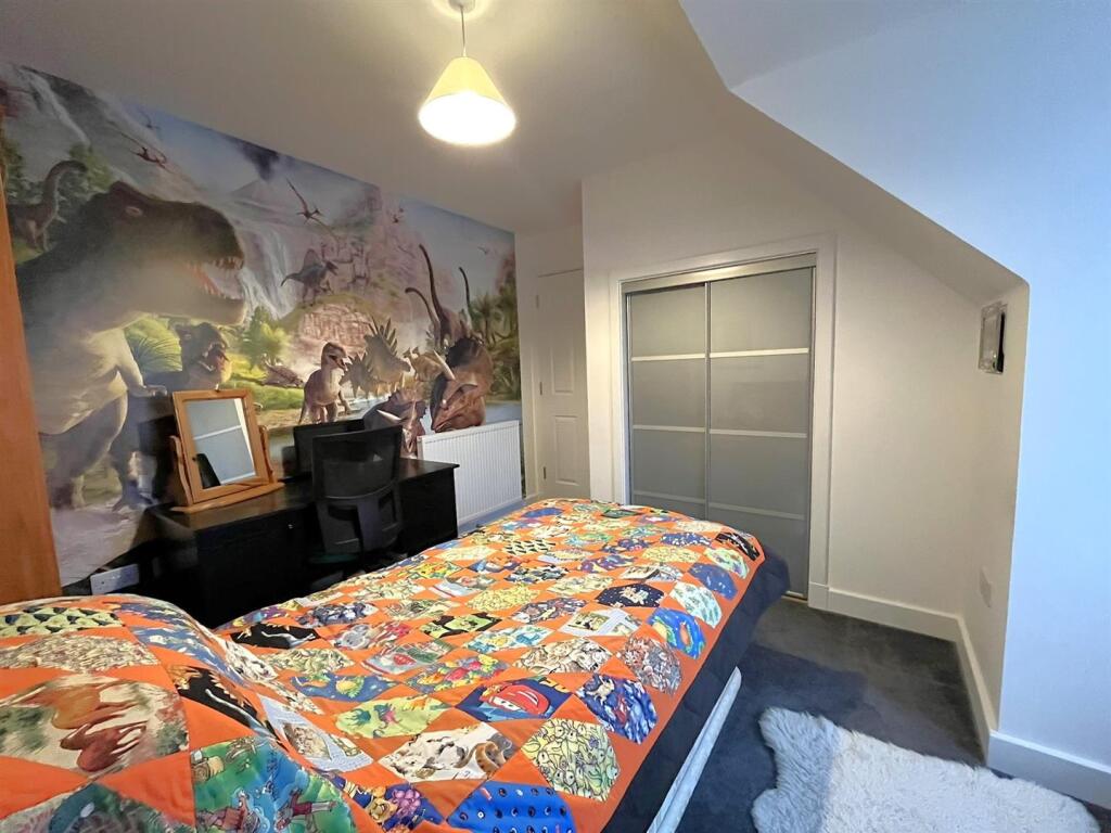 BEDROOM 3