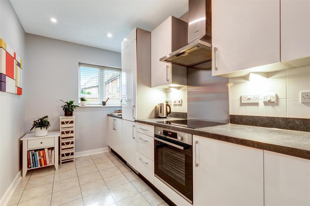 REDWOOD DRIVE (5).jpg