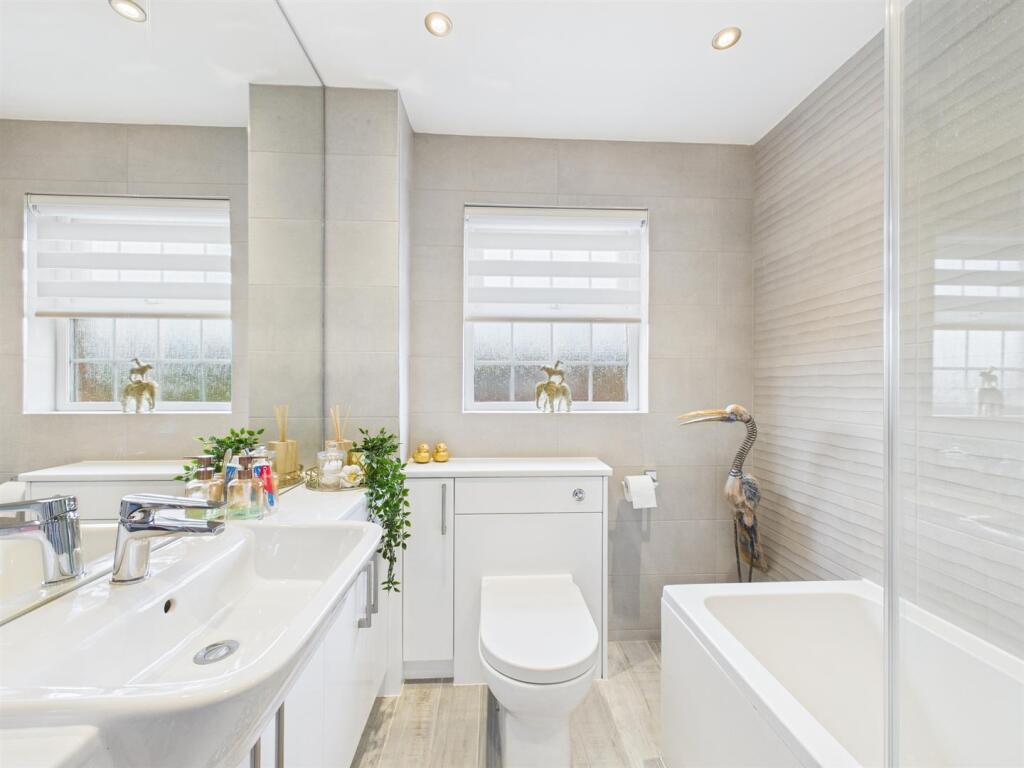 Superbly Appointed Bathroom