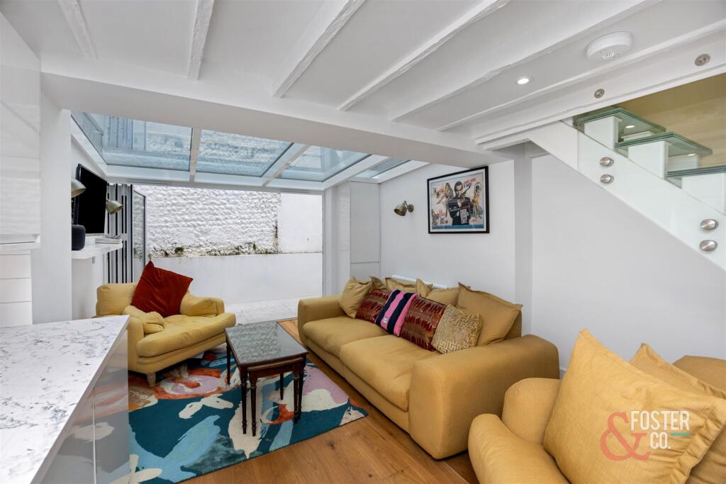 Farman Street, 6-016.jpg