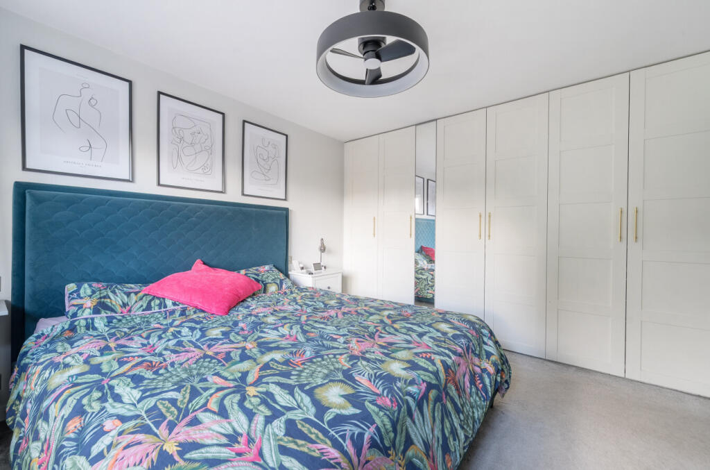 1336725-54-68beb8...