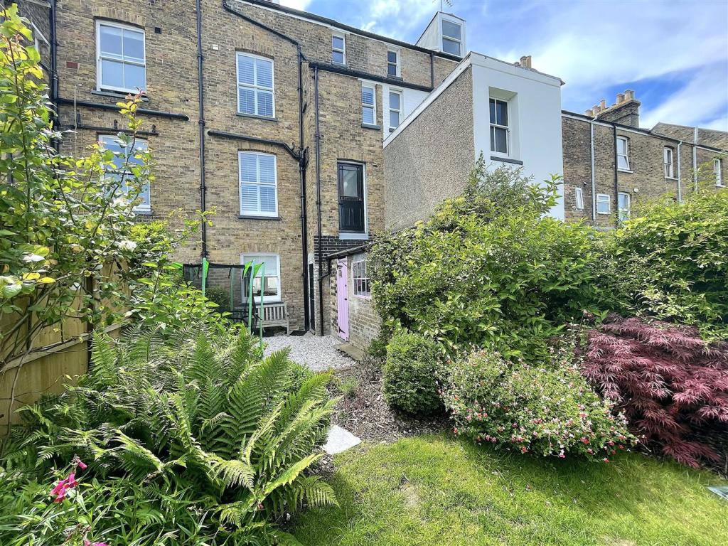 Garden (10).jpeg