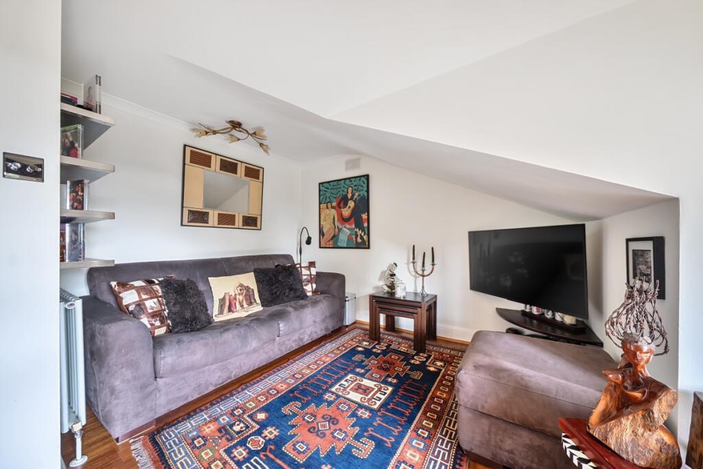 1329225-11-688c87...