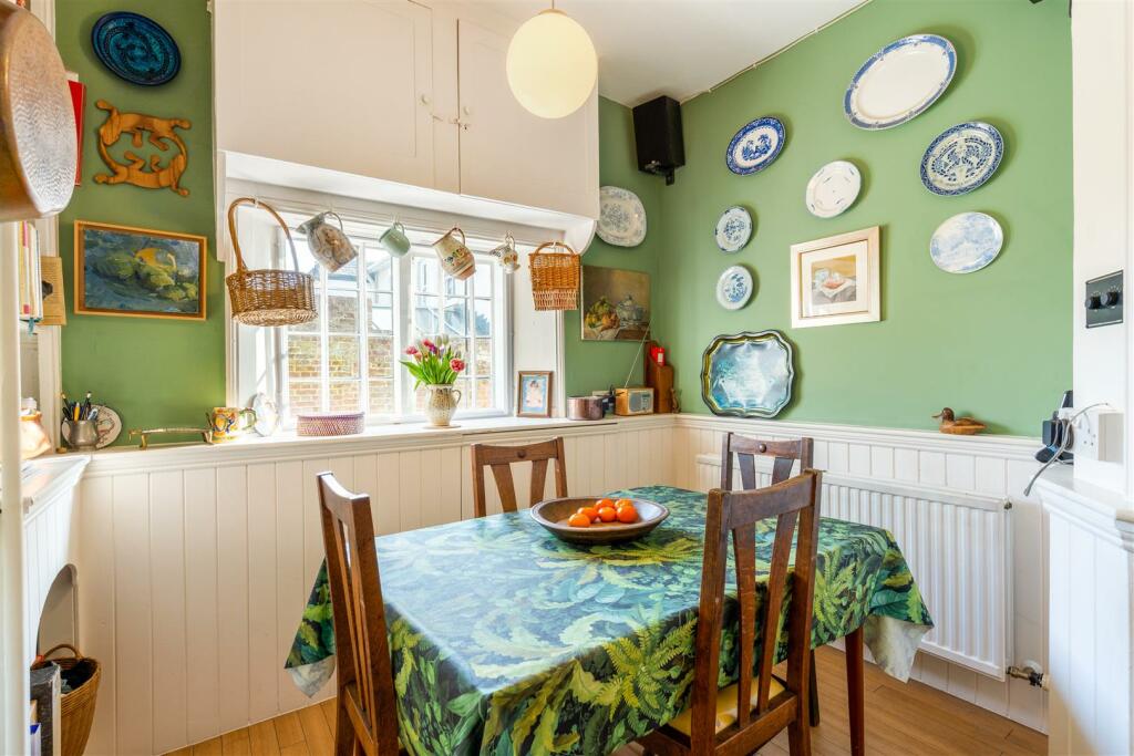 Kitchen/Breakfast Room
