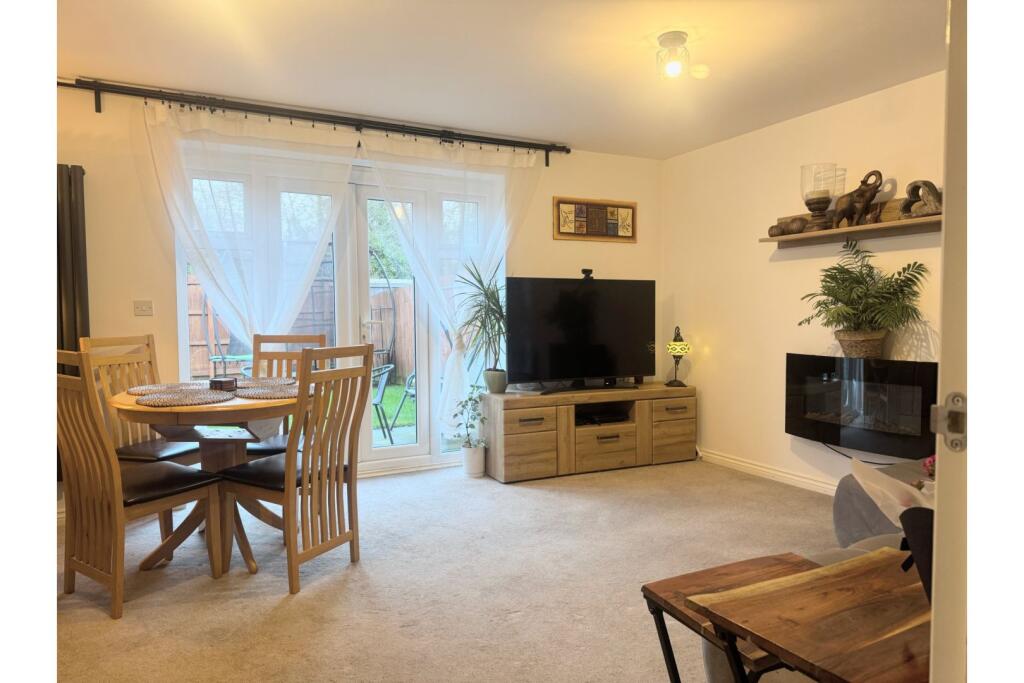 Living / Dining Room
