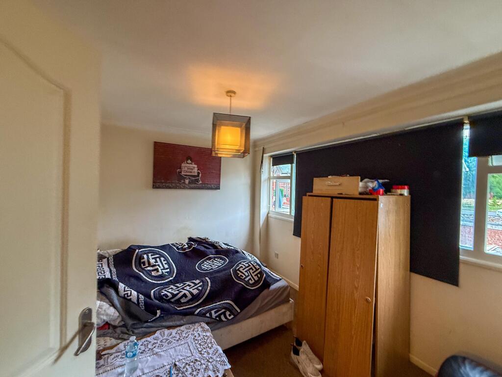 Bed 1