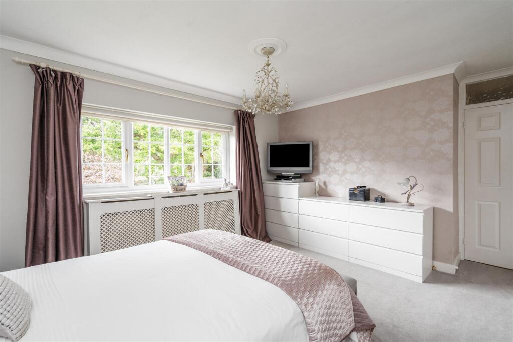 7 Beconsfield Close_15.jpg