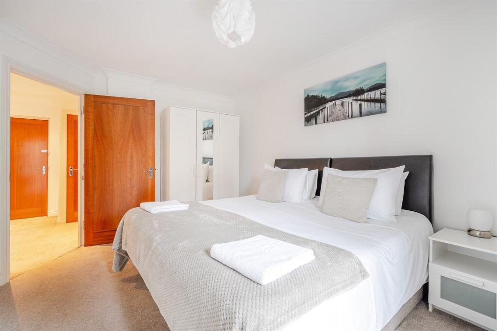 Second bedroom