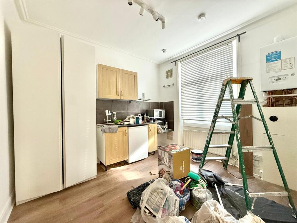 WhatsApp Image 2025-09-09 at 17.51.45_c90e55fc.jpg