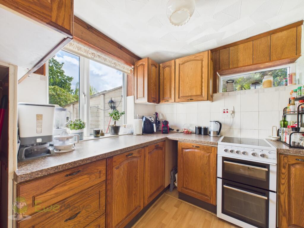 CAM03589G0-PR0077-STILL008