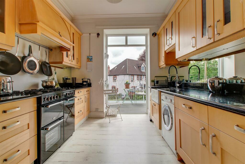 Waungron_FF_B_HernCrabtree_Llandaff_ (9).jpg