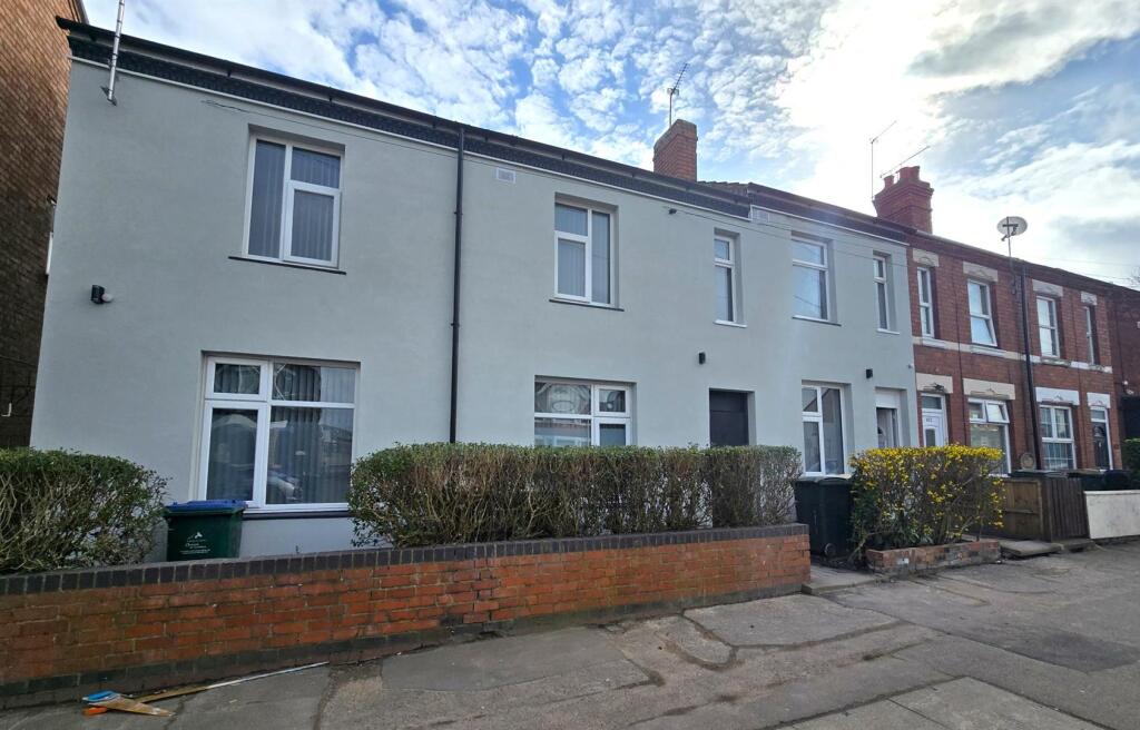 Foleshill Road, Foleshill - External