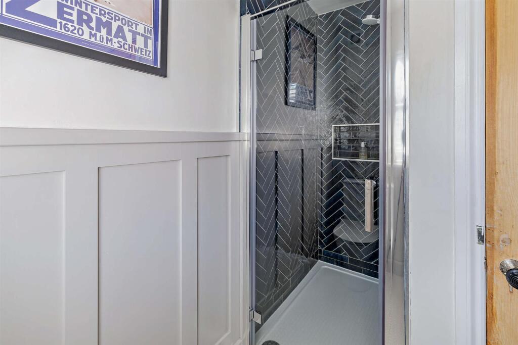 8648737-interior16-800.jpg